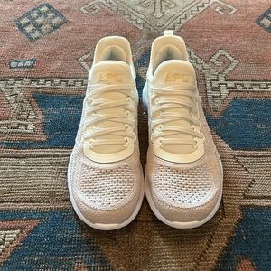 APL TechLoom Tracer